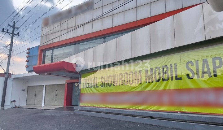 Showroom &amp; house 1318 m² strategic Jl Wonosari Km 7, Berbah Sleman