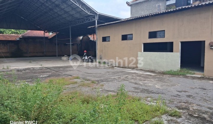 Strategic business space, ready-to-use warehouse, Jl Parangtritis Km8 Bantul. Strategic business space, ready-to-use warehouse, Jl Parangtritis Km8 Bantul.