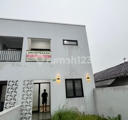 For rent: 2-story house, semi-furnished, near Amplaz, 5 minutes away.