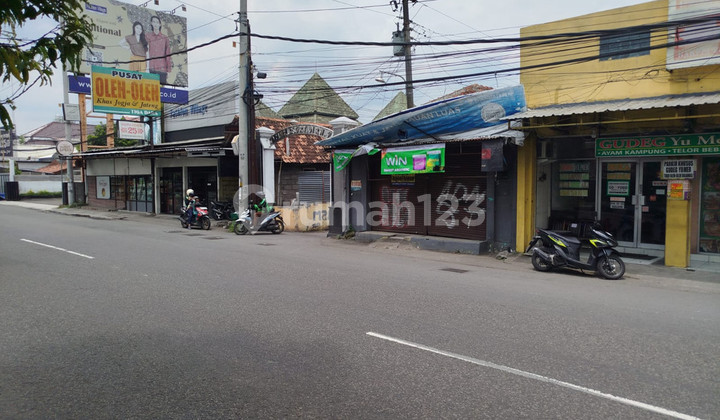 Ruang Usaha Dekat Pasar Sambilegi Maguwoharjo Depok Sleman Dijual Ruang Usaha Dekat Pasar Sambilegi Maguwoharjo Depok Sleman Dijual