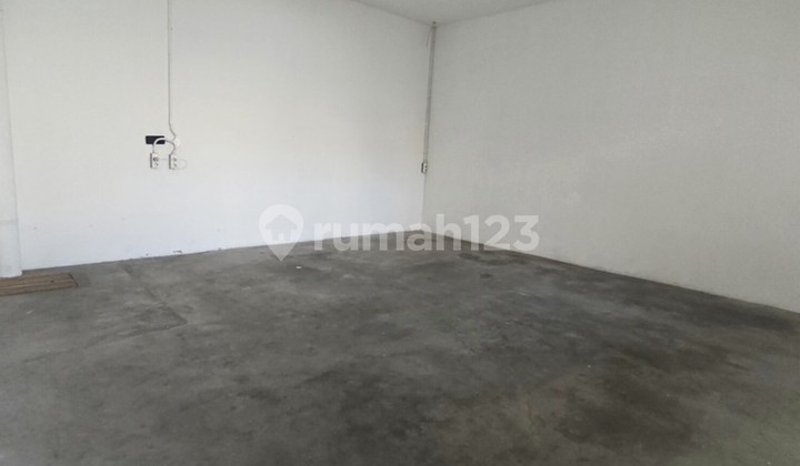 For rent strategic warehouse Jl. Ringroad Selatan 677m2