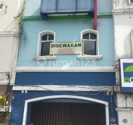 Ruko 3 lantai eksklusif Caragrande, tepi Ring Road Utara Sleman