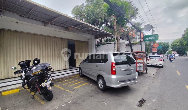 Ruko Strategis untuk Usaha di Kawasan Pendidikan Taman Siswa.