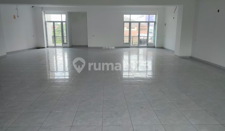 3-story business space for rent, Jl Magelang, Sinduadi Mlati Sleman 3-story business space for rent, Jl Magelang, Sinduadi Mlati Sleman
