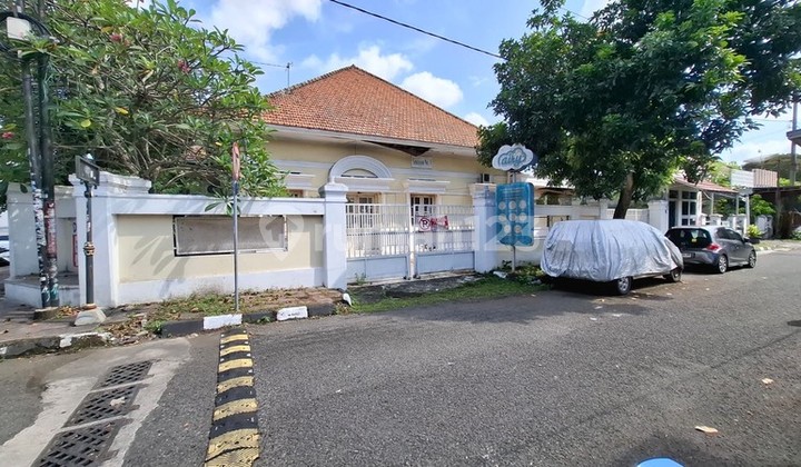 Rental House Suitable for Homestay Premium Location Near Yogyakarta Palace