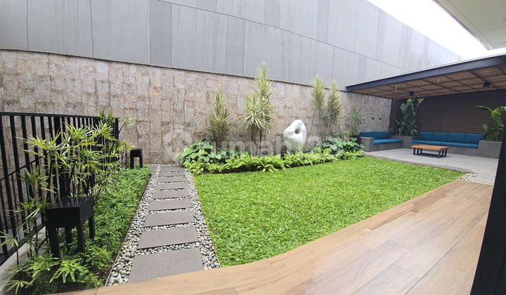 Layton By Navapark 25 M Limitid Unit