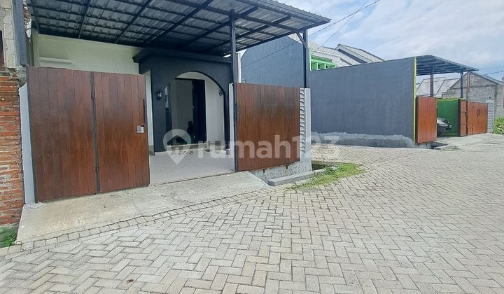Affordable Move-in Ready House in Sidoarjo with Strategic Location