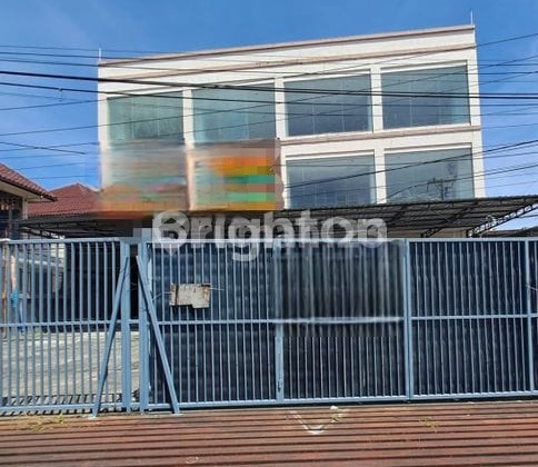 Strategic 2-Door Shop House by Main Road Mt Haryono South Balikpapan