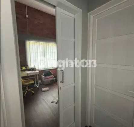 Rumah Dua Lantai Di Perumahan Sepinggan Pratama 2