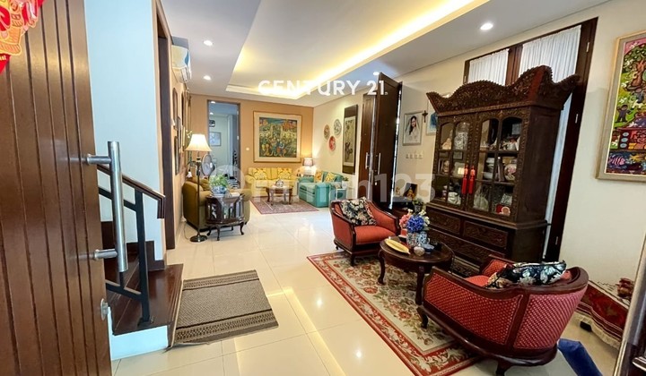 Rumah Dijual Di Bumi Karang Indah Lebak Bulus Posisi Hook 