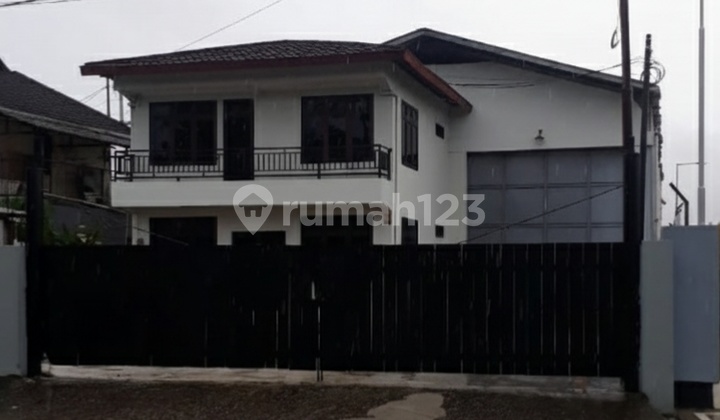 Office + Strategic Warehouse Located by the Main Road