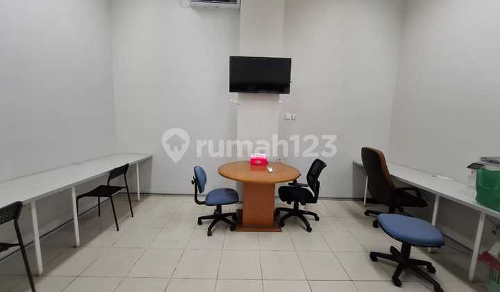4-Story Linked Shophouse - Move-In Ready, Suitable for Office Use 2