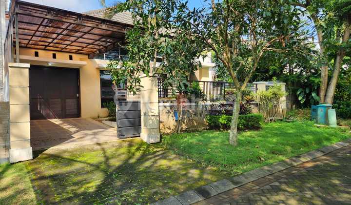 Dijual Rumah Mewah Full Furnish Araya 216m2 5ķt 3km 2