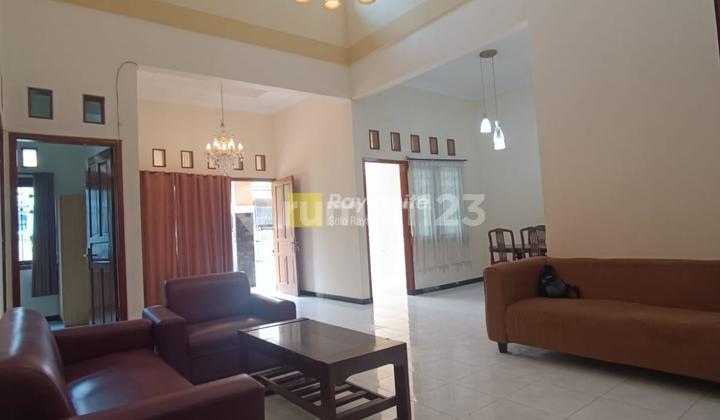 For Rent: Ready-to-Occupy House in Colomadu Manahan 2