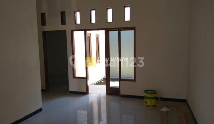 Dijual Rumah Minimalis Modern Siap Huni Solo Colomadu 2