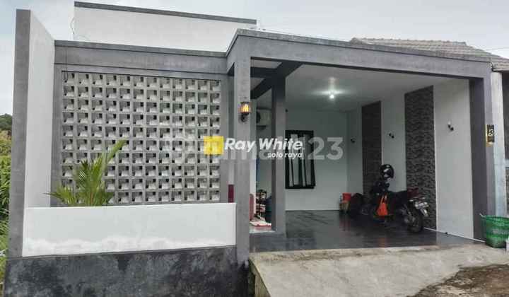 For Sale Good Modern Minimalist House Ready to Live In Solo Area Mojosongo Karanganyar For Sale Good Modern Minimalist House Ready to Live In Solo Area Mojosongo Karanganyar