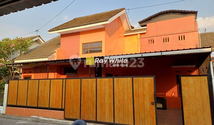 For Sale Elegant Minimalist House in Solo Colomadu