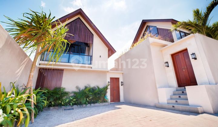 Stunning 2BR Ocean-Front Villa with Pool, 5-Minute Walk to Cemagi Beach (Yearly Rent)