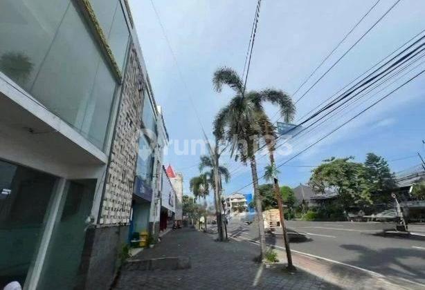 Strategic 3-Storey Shophouse on Busy North Denpasar Road (Yearly Rent) 