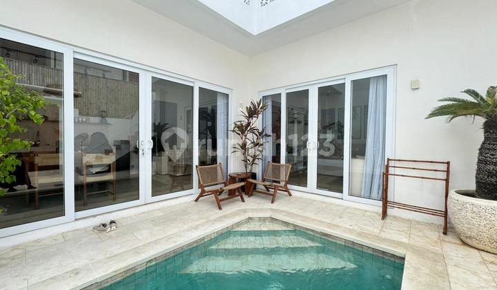 17-Year Leasehold 2Br Tropical Villa In Canggu Area