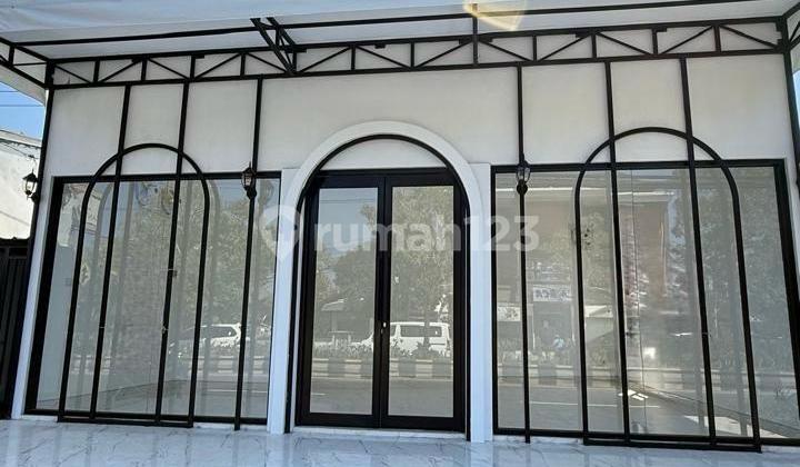 Prime Commercial Opportunity: Modern Shophouse on Bypass Sanur 