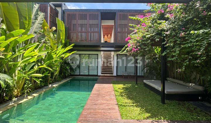 26-Year Leasehold Premium Stylish Villa In Canggu Area