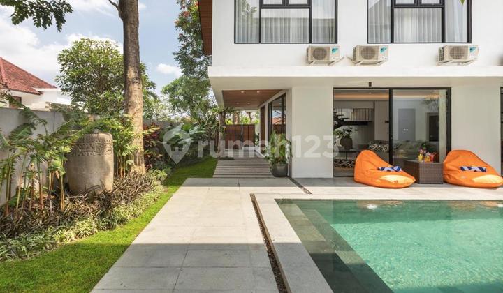 6 BR Villa In Canggu