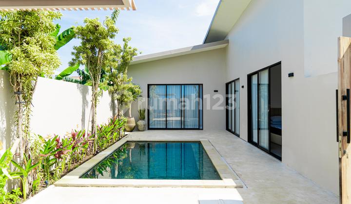 Serene Luxury: 2-Bedroom Leasehold Villa with Assured Rice Terrace Vista in Padonan