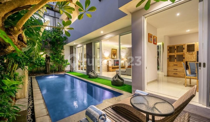For Rent A 4 Bedroom Modern Chic Villa In Canggu Area