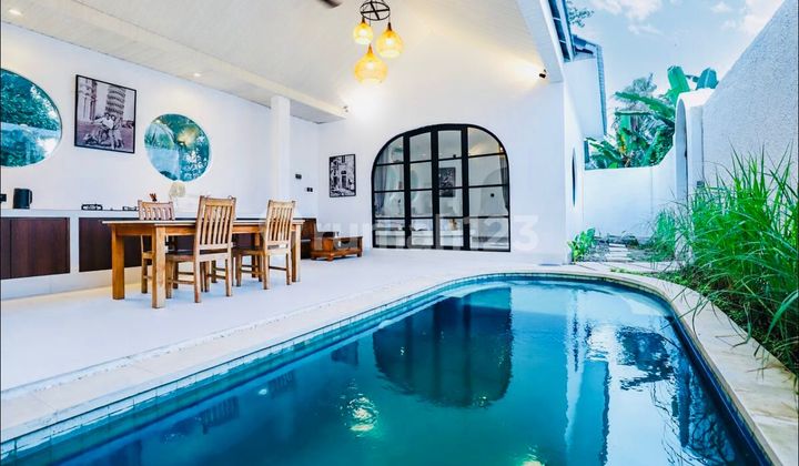 Pak Santra's Villa 2