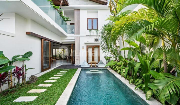 3 Bedrooms Villa for Rent Yearly Contract in Berawa