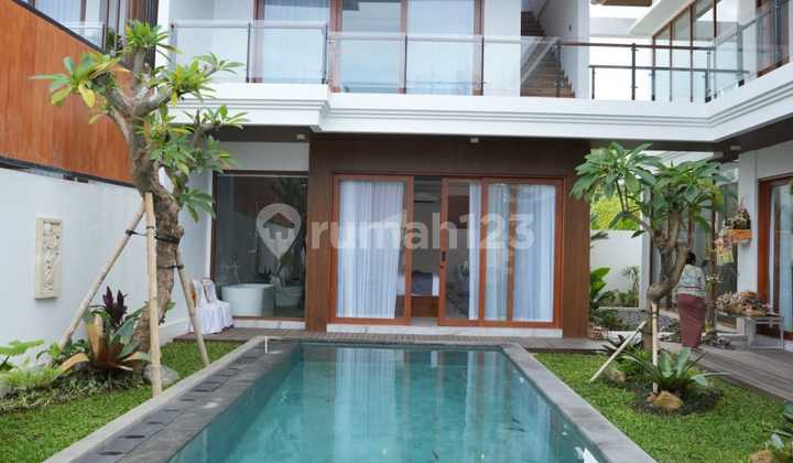 4 Bedrooms for Sale in Nusa Dua