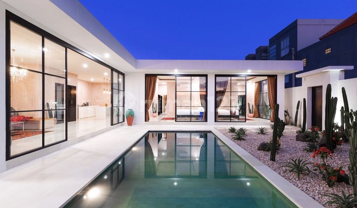 3 Bedrooms for Sale in Canggu-Berawa 3 Bedrooms for Sale in Canggu-Berawa