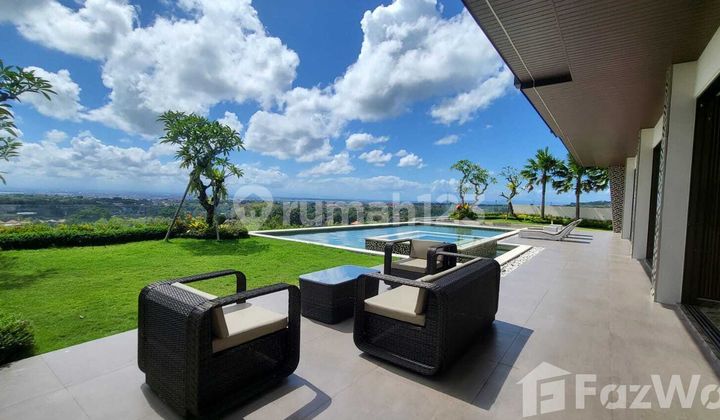 Luxury Villa With Spectacular View At Jimbaran