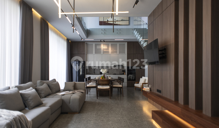 Modern 3-Bedroom Villa For Sale in Umalas