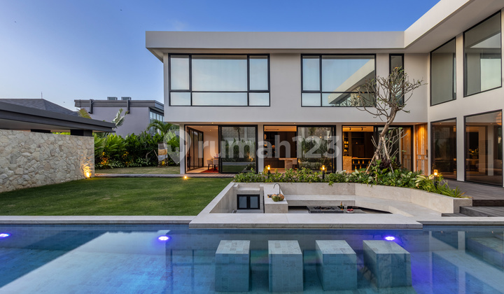 Ultra luxury leasehold 5 bedroom villa in Umalas Ultra luxury leasehold 5 bedroom villa in Umalas