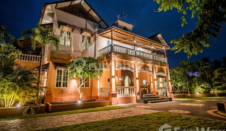 Exclusive Freehold Luxury 9Br Villa In West Bali