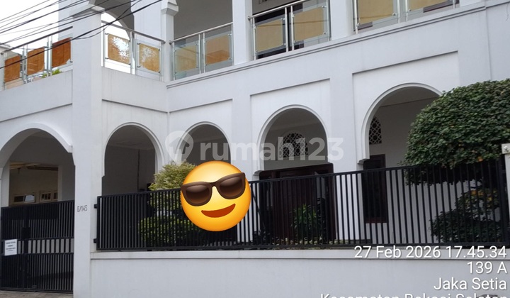 Large 2-Story House South Bekasi Large 2-Story House South Bekasi