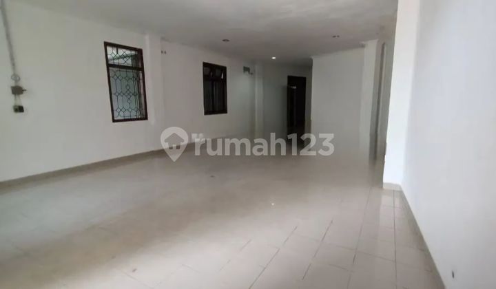 Strategic Matraman Building Office/Shop House for Rent 2