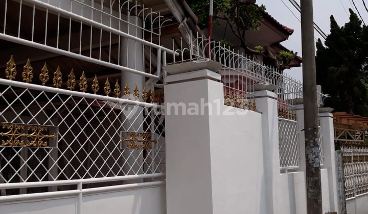 House for Sale in Kebon Jeruk 2