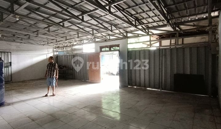 Workshop for Rent for MBG / Furniture / Warehouse / Welding Workshop.