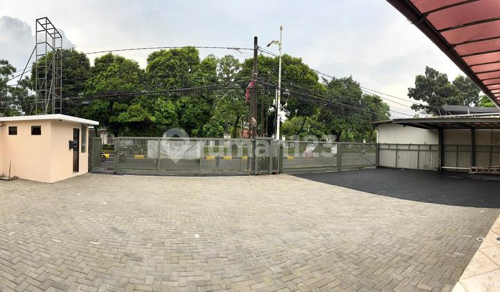 For Rent: Shophouse on Jl. Pasar Minggu, South Jakarta. For Rent: Shophouse on Jl. Pasar Minggu, South Jakarta.