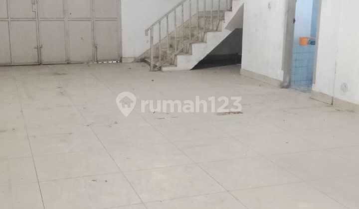 Di Sewakan Rumah di Karang Anyar Lautze Jakarta Pusat 4 Lantai 2