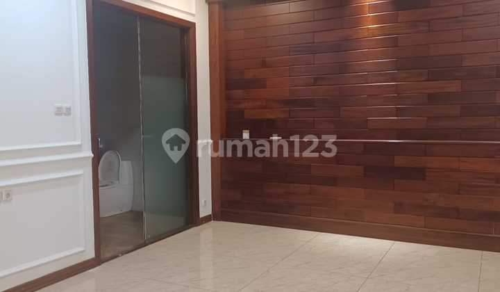 Rumah di sewakan taman modern Pulo gebang Jakarta timur