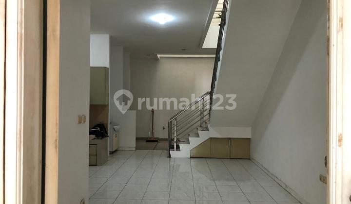 Residential House for Sale in Tanah Tinggi, Central Jakarta. 2