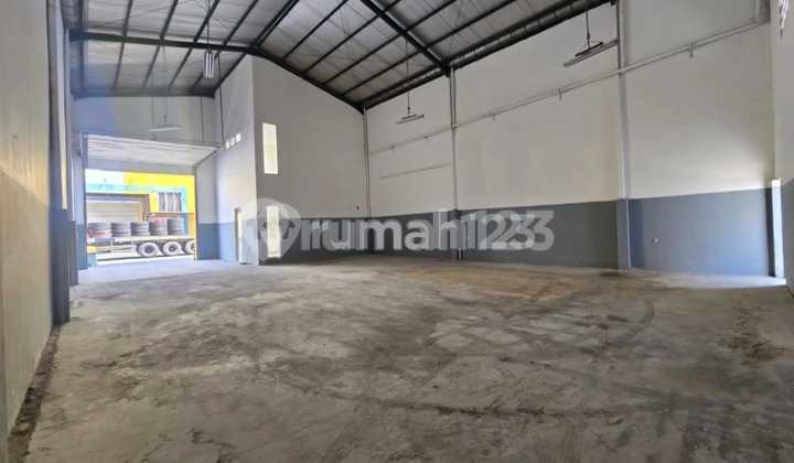 For Sale Warehouse Green Sedayu Bizpark area 432m 12x36 Cakung East Jakarta