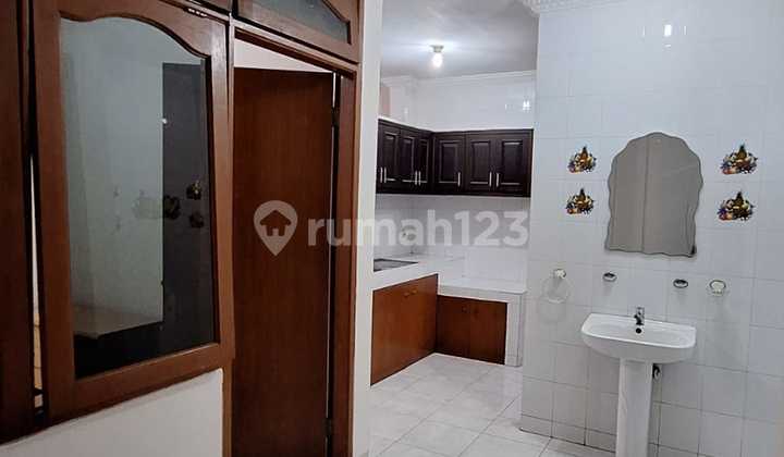 For Sale House in Kelapa Kopyor Kelapa Gading North Jakarta