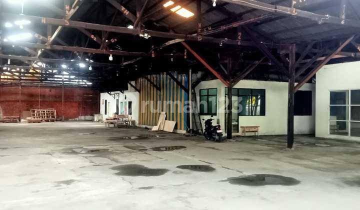 Dijual Ex Tempat Jual Kayu/Workshop Jatinegara, Jakarta Timur