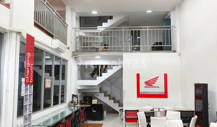 Disewakan Ruko/Gudang Gandeng 3 LT di Cakung Jakarta Timur Disewakan Ruko/Gudang Gandeng 3 LT di Cakung Jakarta Timur