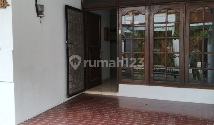 Disewakan Rumah di Rawamangun Siap Huni 2 Lantai jalan ikan ikan Disewakan Rumah di Rawamangun Siap Huni 2 Lantai jalan ikan ikan